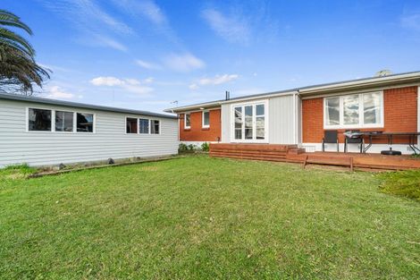 Photo of property in 15 Sheridan Street, Silverdale, Hamilton, 3216