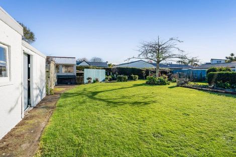 Photo of property in 11 Miranda Street, Stratford, 4332