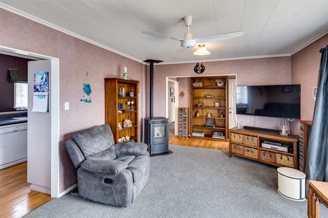 Photo of property in 86 Clarence Cox Crescent, Pirimai, Napier, 4112