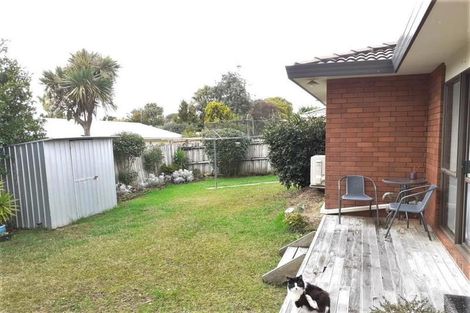 Photo of property in 34 Meynell Court, Glen Eden, Auckland, 0602