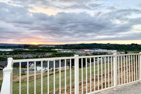 Photo of property in 37 Hastings Road, Pyes Pa, Tauranga, 3112