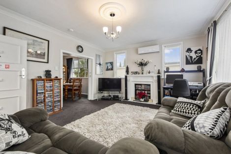 Photo of property in 1047 Fergusson Drive, Clouston Park, Upper Hutt, 5018
