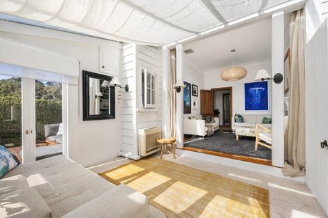 Photo of property in 303 Tinakori Road, Thorndon, Wellington, 6011