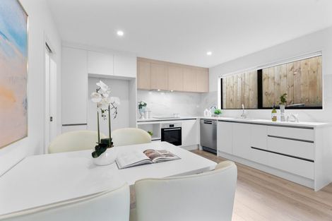 Photo of property in 165d Wiseley Road, West Harbour, Auckland, 0618