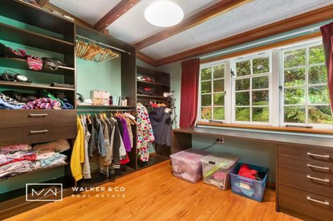 Photo of property in 4 Elmslie Road, Pinehaven, Upper Hutt, 5019