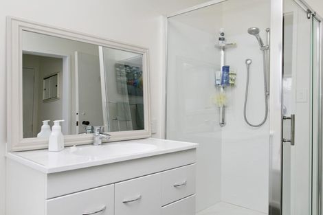 Photo of property in 87 Richmond Avenue, Richmond Heights, Taupo, 3330