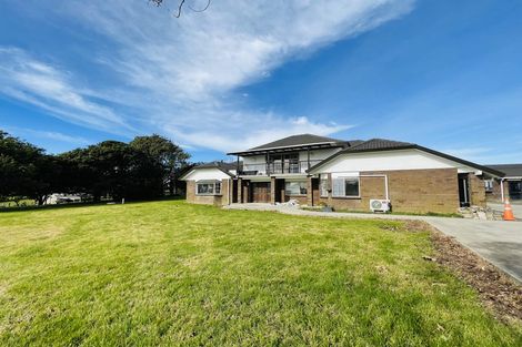 Photo of property in 11 Bream Revel Way, Karaka, Papakura, 2580