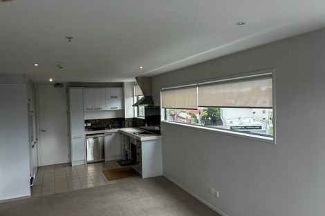 Photo of property in Bella Vista, 2d/84 Gunner Drive, Te Atatu Peninsula, Auckland, 0610