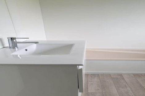 Photo of property in 41 Esther Place, Red Beach, 0932