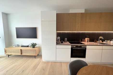 Photo of property in Victoria Lane Apartments, 1404/161 Victoria Street, Te Aro, Wellington, 6011