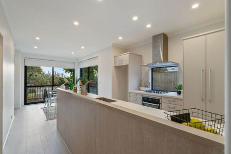 Photo of property in 55 Matairangi Avenue, Totara Heights, Auckland, 2105