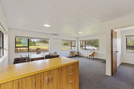 Photo of property in 2 Squire Place, Blagdon, New Plymouth, 4310