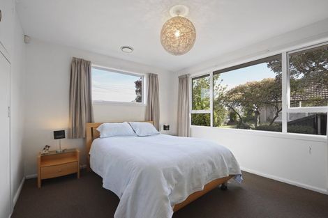 Photo of property in 8 Stackhouse Avenue, Bishopdale, Christchurch, 8053