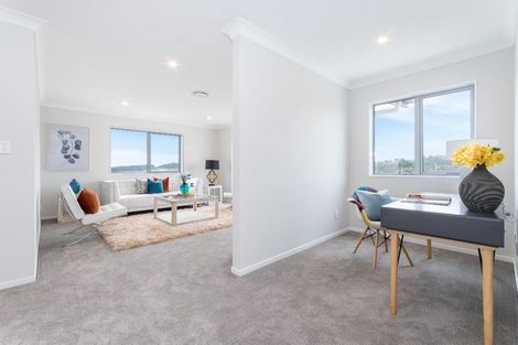 Photo of property in 9 Takurua Terrace, Orewa, 0931