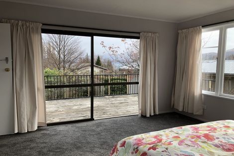 Photo of property in 116 Beacon Point Road, Wanaka, 9305