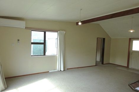 Photo of property in 21 Dewe Terrace, Foxton Beach, Foxton, 4815