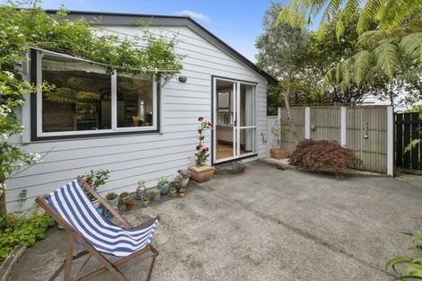 Photo of property in 89 Taylor Terrace, Tawa, Wellington, 5028