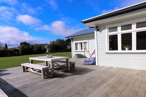 Photo of property in 2a Hartley Avenue, Carterton, 5713