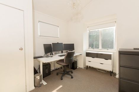 Photo of property in 107 Lake Crescent, Hamilton Lake, Hamilton, 3204