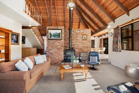 Photo of property in 18 Inverness Crescent, Arrowtown, 9302