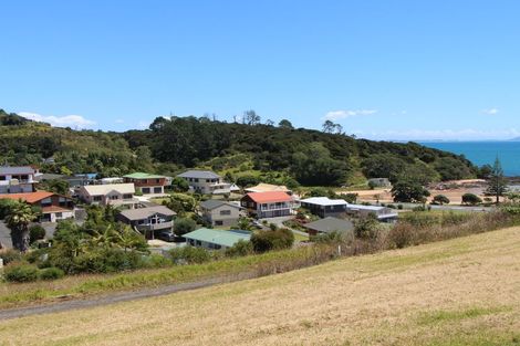 Photo of property in 8 Dudley Crescent, Cable Bay, 0420