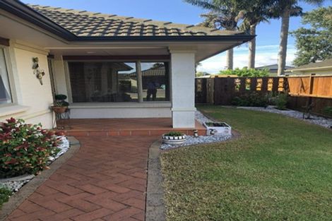 Photo of property in 32a Taka Street, Takanini, 2112