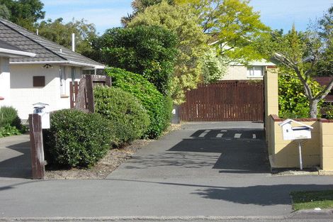Photo of property in 2/5 Brentwood Street, Parklands, Christchurch, 8083