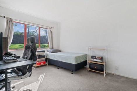 Photo of property in 73 Rathmar Drive, Manurewa, Auckland, 2105