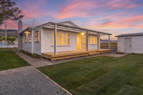 Photo of property in 24 Gladstone Road, Richmond, 7020