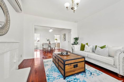 Photo of property in 22 Tiverton Road, Avondale, Auckland, 0600