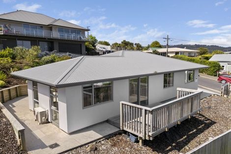 Photo of property in 9 Fortune Street, Dalmore, Dunedin, 9010