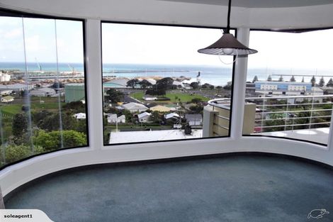 Photo of property in 12c Parris Street, Moturoa, New Plymouth, 4310