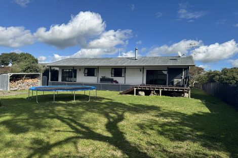 Photo of property in 13 Course Lane, Sanson, 4817