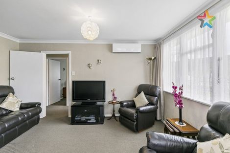 Photo of property in 146 George Street, Stokes Valley, Lower Hutt, 5019