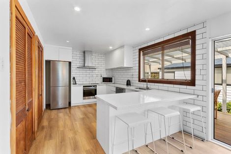 Photo of property in 22 Tower Street, Hornby, Christchurch, 8042