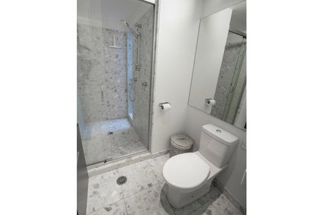 Photo of property in Aqua, 4/74 Oriental Parade, Oriental Bay, Wellington, 6011