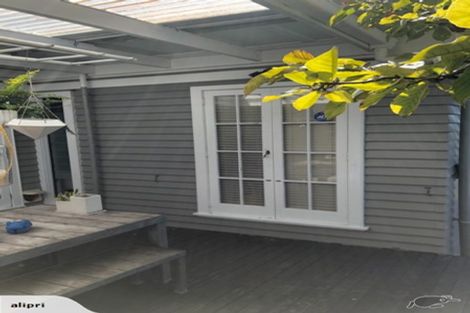 Photo of property in 1/15 Hemi Street, Narrow Neck, Auckland, 0622