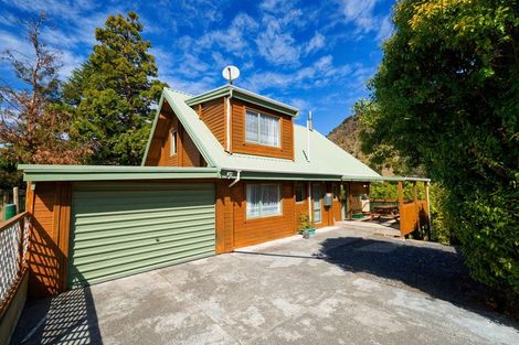 Photo of property in 6 Valley Road, Goose Bay, Kaikoura, 7374