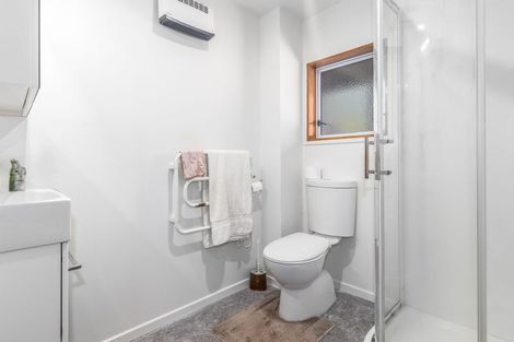 Photo of property in 24 Newry Road, Raumati Beach, Paraparaumu, 5032