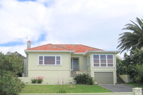 Photo of property in 76 Oceanview Road, Mount Maunganui, 3116