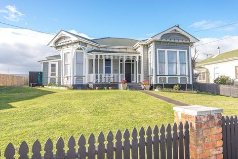 Photo of property in 10 Carlton Avenue, Gonville, Whanganui, 4501