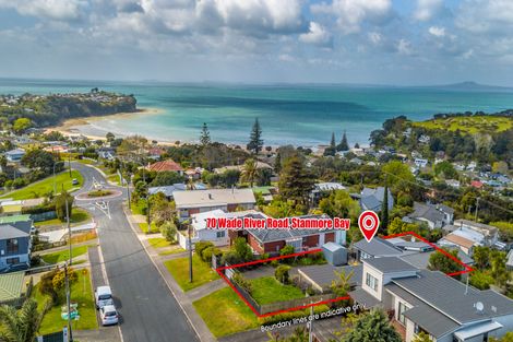 Photo of property in 70 Wade River Road, Stanmore Bay, Whangaparaoa, 0932