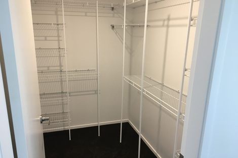 Photo of property in 18 Tabraham Crescent, Pyes Pa, Tauranga, 3112