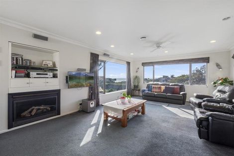 Photo of property in 147 Rogers Road, Pukehina, Te Puke, 3186