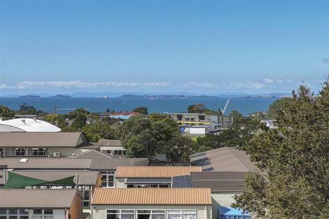 Photo of property in 763 East Coast Road, Northcross, Auckland, 0630