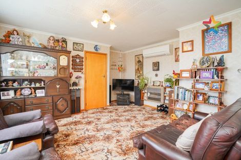 Photo of property in 49 Mauchline Street, Wallacetown, 9816