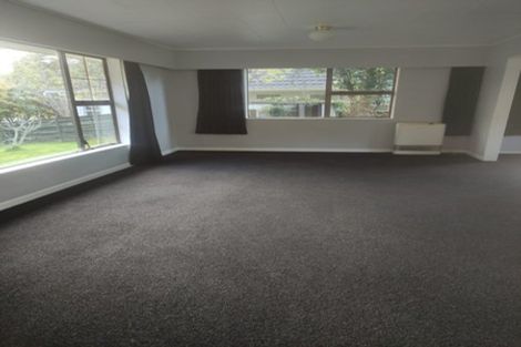 Photo of property in 64 Sunbrae Drive, Silverstream, Upper Hutt, 5019