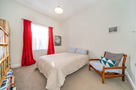 Photo of property in 8 Pitt Street, Moera, Lower Hutt, 5010