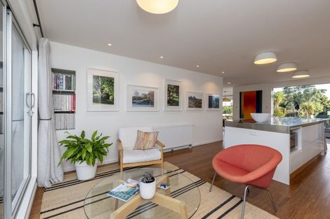 Photo of property in 5 Wharemauku Road, Raumati Beach, Paraparaumu, 5032