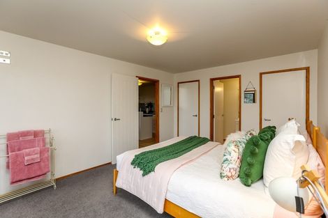 Photo of property in 36 Messenger Terrace, Oakura, 4314